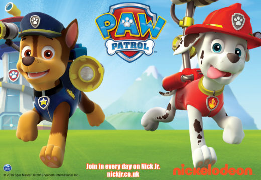 PAW PATROL'S CHASE & MARSHALL - VISITING THE HOP FARM!